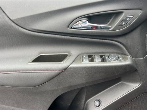 Used 2024 Chevrolet Equinox RS image 11