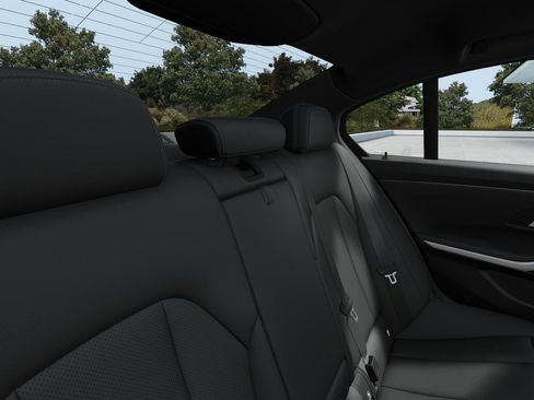 Used 2026 BMW 330i Sedan w/ Premium Package image 10