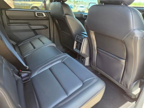 New 2026 Ford Bronco Outer Banks AWD/4WD image 18