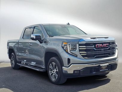 Used 2025 GMC Sierra 1500 SLT w/ SLT Convenience Package