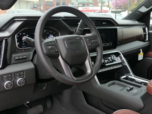 New 2026 GMC Sierra 2500 Denali Ultimate image 13