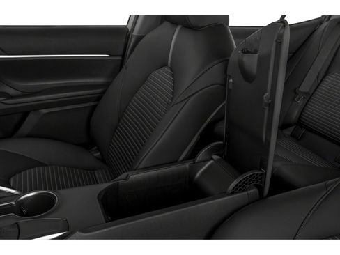 Used 2021 Toyota Camry SE FWD image 17