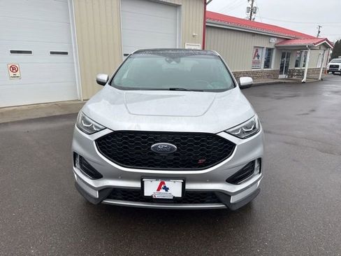 Used 2019 Ford Edge ST w/ Equipment Group 401A image 8