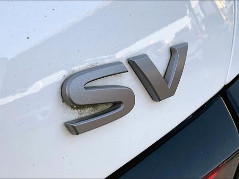 Used 2024 Nissan Altima 2.5 SV FWD image 10