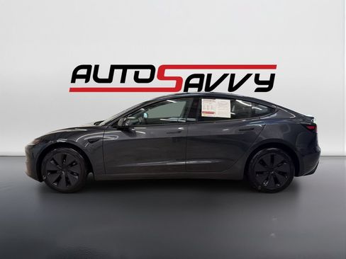 Used 2025 Tesla Model 3 Long Range RWD image 8