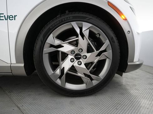 Used 2024 Genesis GV60 Performance AWD/4WD image 20