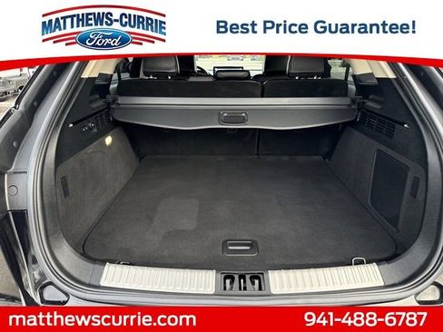 Used 2022 Lincoln Nautilus Reserve w/ Equipment Group 202A image 13