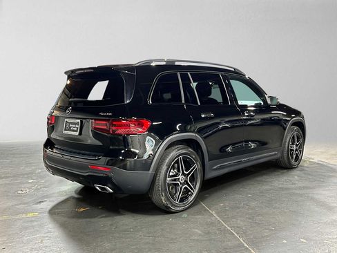 Certified 2026 Mercedes-Benz GLB 250 4MATIC image 4