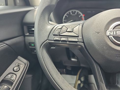 Used 2024 Nissan Sentra S FWD image 14