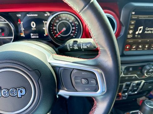 Used 2022 Jeep Wrangler Unlimited Rubicon w/ Safety Group image 18