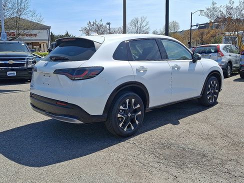 New 2026 Honda HR-V EX-L image 3