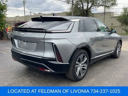 Used 2024 Cadillac Lyriq Luxury AWD/4WD image 3