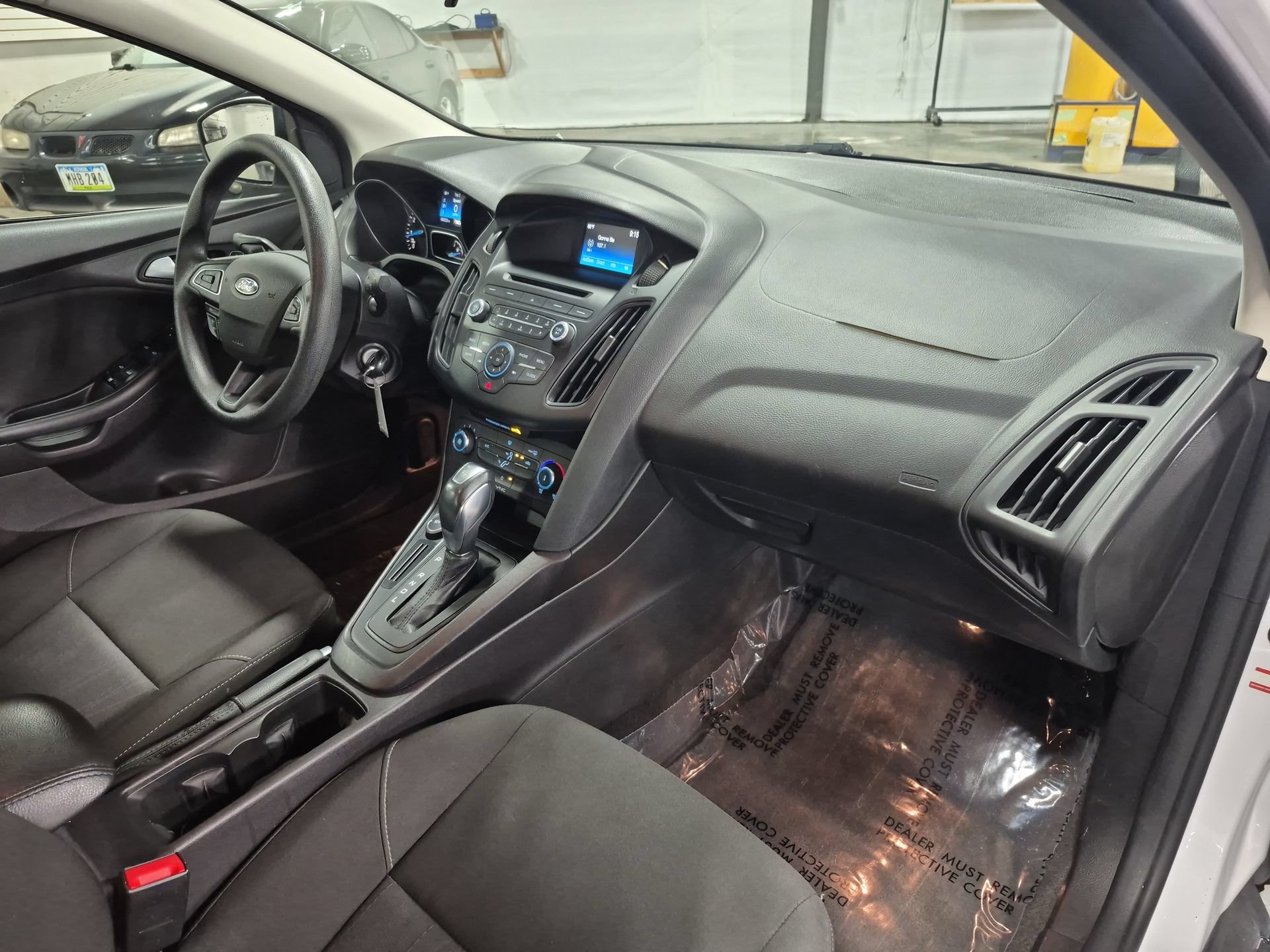 Used 2015 Ford Focus SE FWD image 26