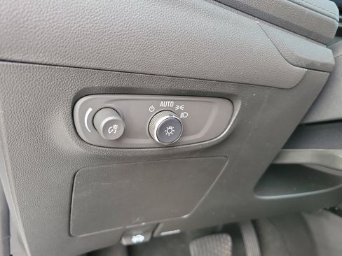 Used 2024 Buick Encore GX Sport Touring w/ Comfort Package image 32