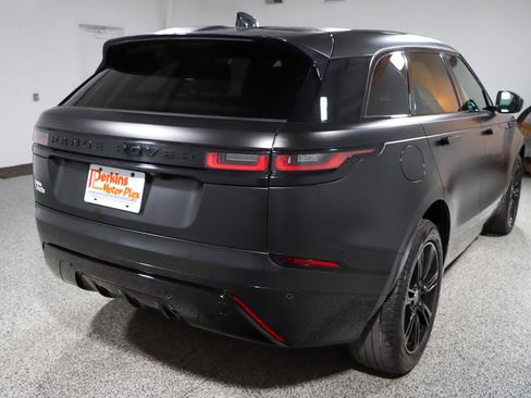 Used 2023 Land Rover Range Rover Velar R-Dynamic S image 7