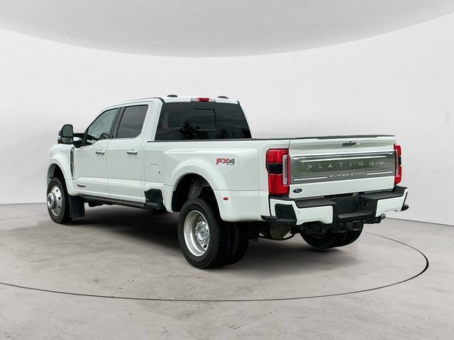 Certified 2024 Ford F450 Platinum w/ FX4 Off-Road Package AWD/4WD image 7