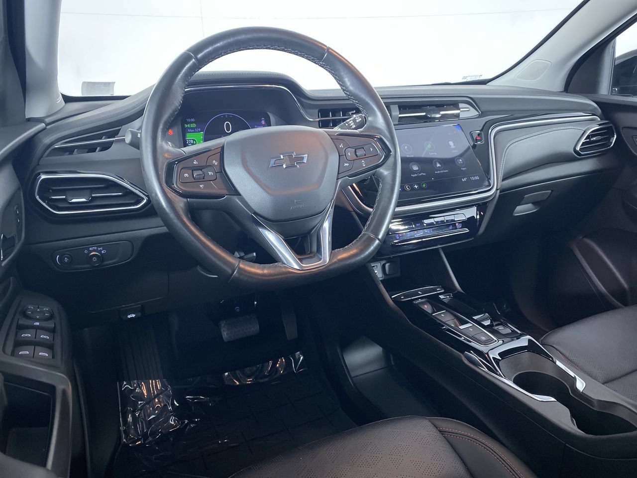 Used 2023 Chevrolet Bolt EUV LT w/ Convenience Package FWD image 2