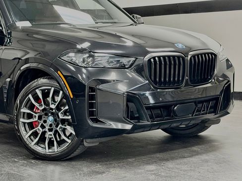 Used 2024 BMW X5 xDrive50e w/ Executive Package AWD/4WD image 3