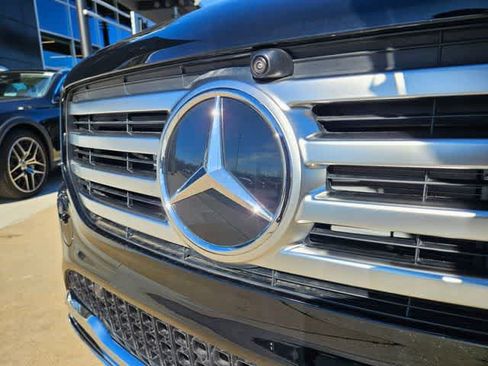 Used 2026 Mercedes-Benz GLB 250 image 11