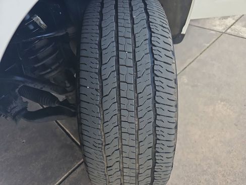 Used 2022 Chevrolet Colorado LT w/ LT Convenience Package image 34