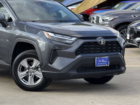 Used 2025 Toyota RAV4 XLE image 2