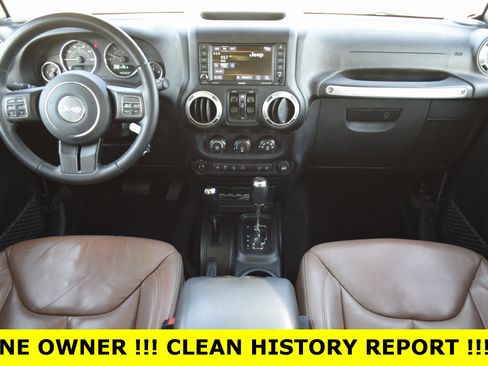 Used 2018 Jeep Wrangler Unlimited Sahara w/ Connectivity Group image 2