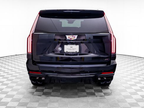 New 2026 Cadillac Escalade V w/ LPO, ONYX Package AWD/4WD image 4
