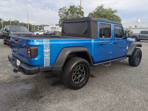 Used 2020 Jeep Gladiator Sport w/ Quick Order Package 24S AWD/4WD image 4