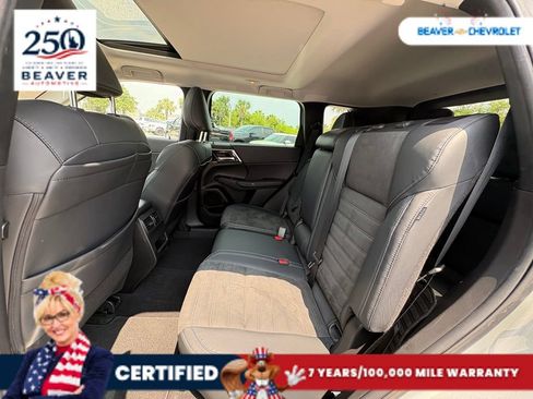 Used 2023 Mitsubishi Outlander SE FWD image 14
