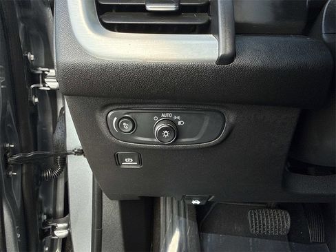 Used 2021 GMC Terrain SLE w/ LPO, Floor Liner Package image 13