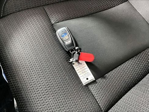 Used 2025 Subaru Outback Premium image 10