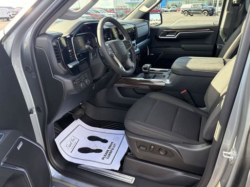 New 2026 Chevrolet Silverado 1500 RST AWD/4WD image 16