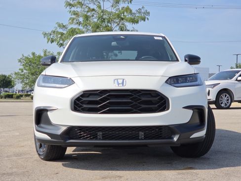 Used 2024 Honda HR-V Sport image 14