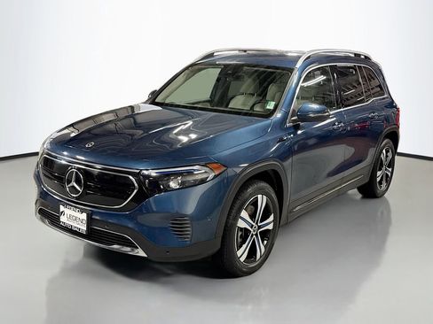 Used 2023 Mercedes-Benz EQB 300 4MATIC image 1