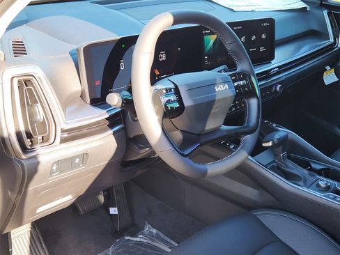 New 2026 Kia Sorento S w/ S Panoramic Sunroof Package image 2