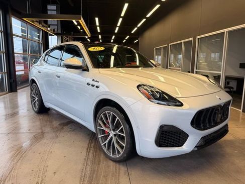 Used 2023 Maserati Grecale Modena AWD/4WD image 5