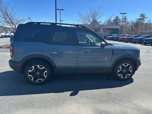 Used 2022 Ford Bronco Sport Outer Banks w/ Tech Package AWD/4WD image 6