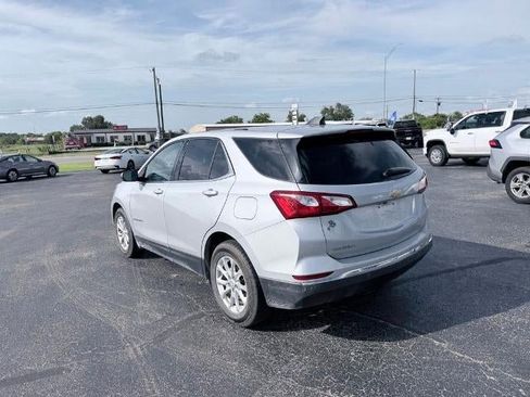 Used 2019 Chevrolet Equinox LT FWD image 3