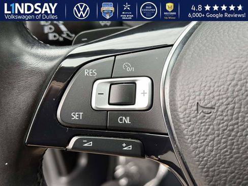 Used 2018 Volkswagen Golf S image 19