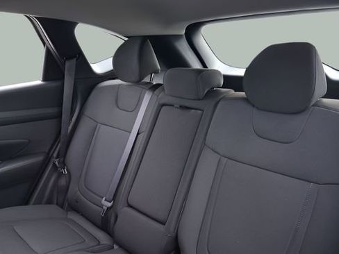 Used 2026 Hyundai Tucson SE image 13