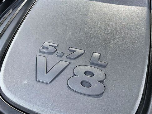Used 2018 Jeep Grand Cherokee Overland AWD/4WD image 34