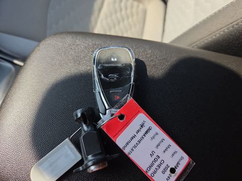 Used 2020 Chevrolet Equinox LS FWD image 26