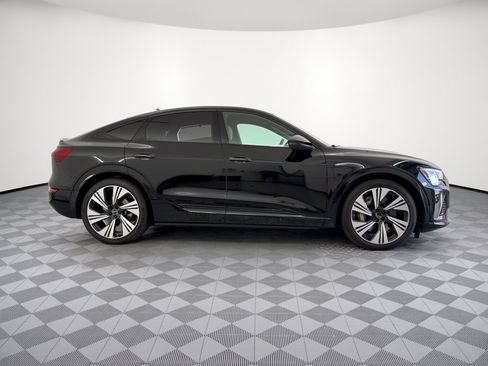 Used 2024 Audi Q8 e-tron Prestige AWD/4WD image 8