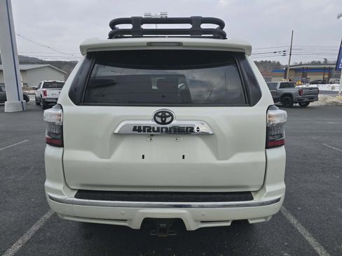 Used 2021 Toyota 4Runner Limited image 4