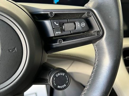 Used 2020 Porsche Taycan Turbo image 7
