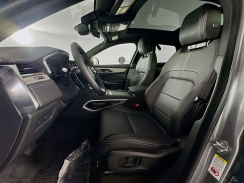 New 2026 Jaguar F-PACE R-Dynamic S AWD/4WD image 20