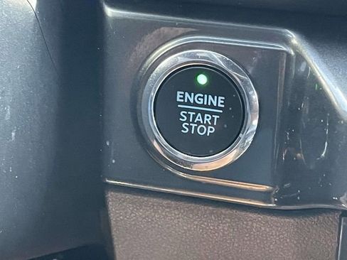 Certified 2022 Ford F150 XLT w/ Equipment Group 302A High AWD/4WD image 17