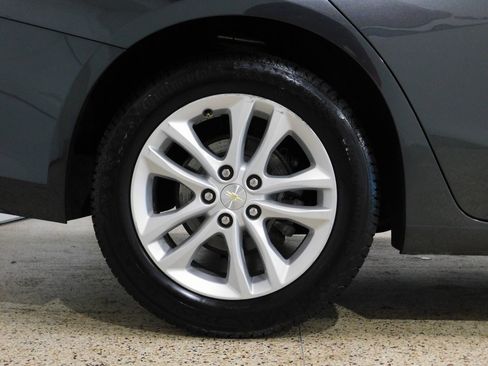 Used 2018 Chevrolet Malibu LT image 92