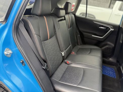 Used 2020 Toyota RAV4 Adventure image 18