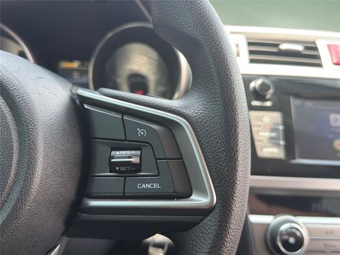 Used 2018 Subaru Legacy 2.5i AWD/4WD image 17